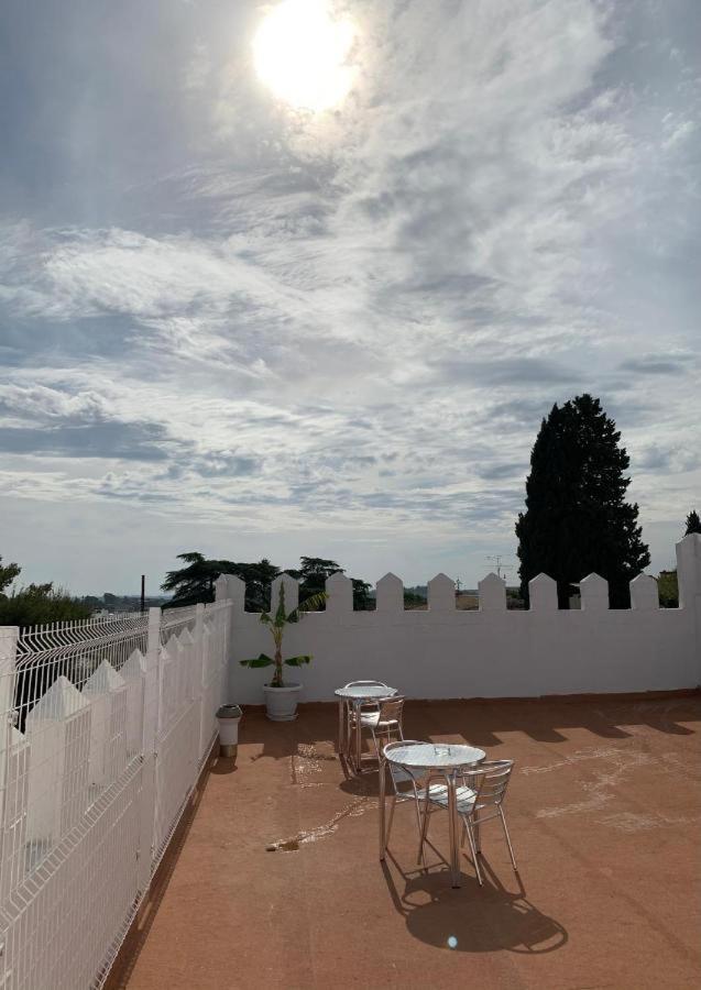 Castillo Deluxe Alcalá de Guadaira Exterior foto